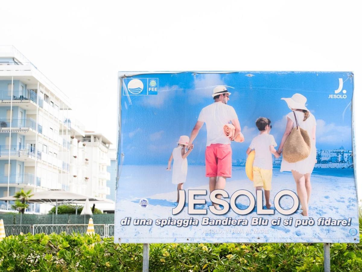 Family Hotel Alexander - Azzurro Club Lido di Jesolo Exterior foto