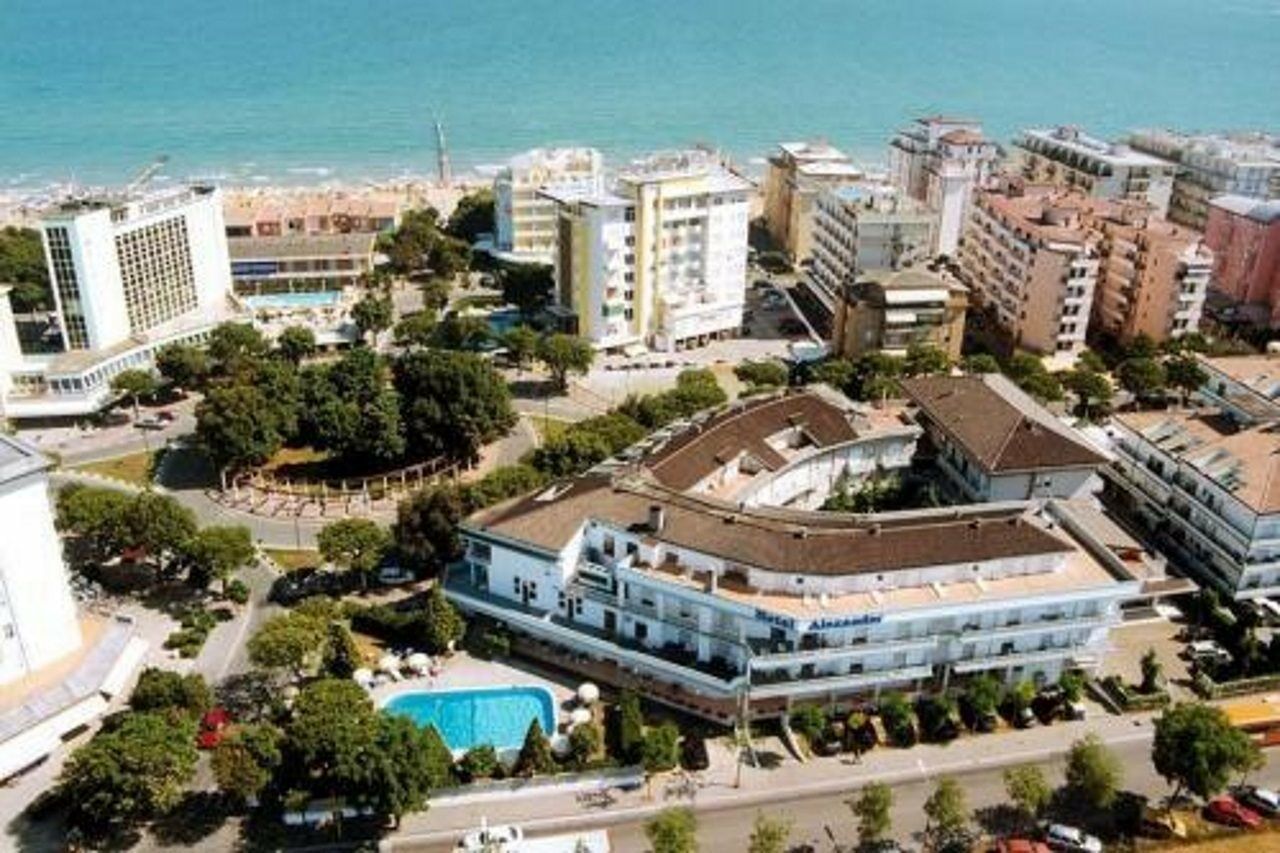 Family Hotel Alexander - Azzurro Club Lido di Jesolo Exterior foto